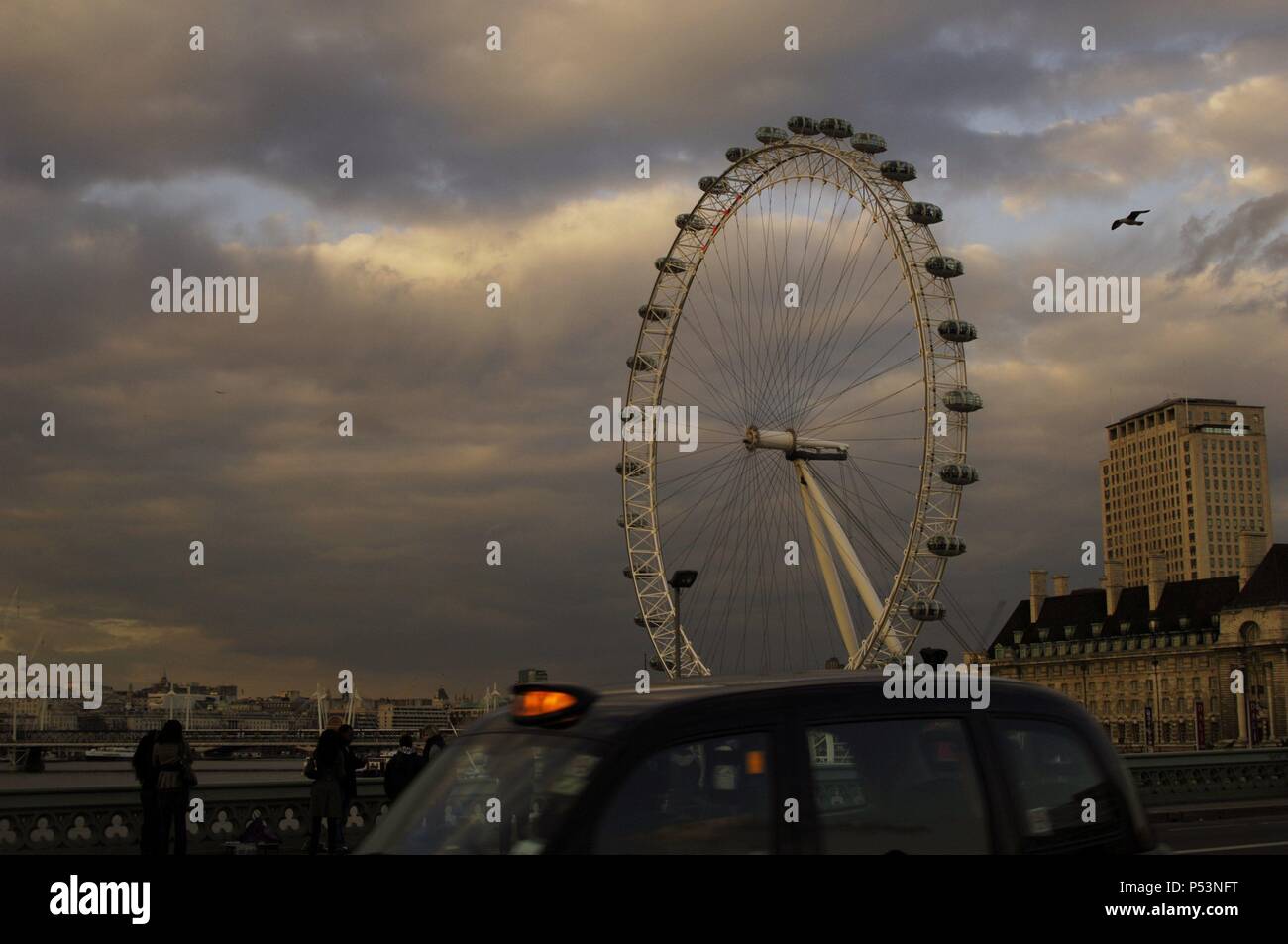 Vereinigtes Königreich. England. London. London Eye auf der Themse. des 20. Jahrhunderts. Stockfoto