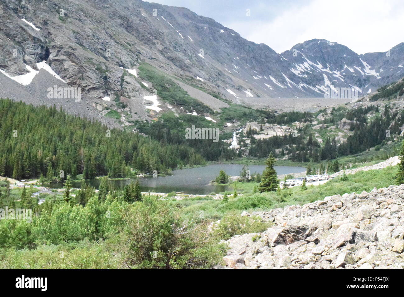 Schönen Behälter hoch oben in den felsigen Bergen außerhalb von Breckenridge Colorado Stockfoto