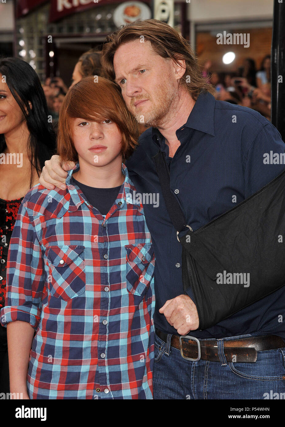 Donal Logue und Sohn Charlie St. Cloud premiere an der Westwood Theatre in Los Angeles. Donal Logue Sohn 28 Veranstaltung in Hollywood Leben - Kalifornien, Red Carpet Event, USA, Filmindustrie, Prominente, Fotografie, Bestof, Kunst, Kultur und Unterhaltung, prominente Mode, Besten, Hollywood Leben, Event in Hollywood Leben - Kalifornien, Roter Teppich und backstage, Musik Prominente, Topix, Paar, Familie (Mann und Frau) und Kids - Kinder, Brüder und Schwestern anfrage tsuni@Gamma-USA.com, Kredit Tsuni/USA, 2010 Stockfoto