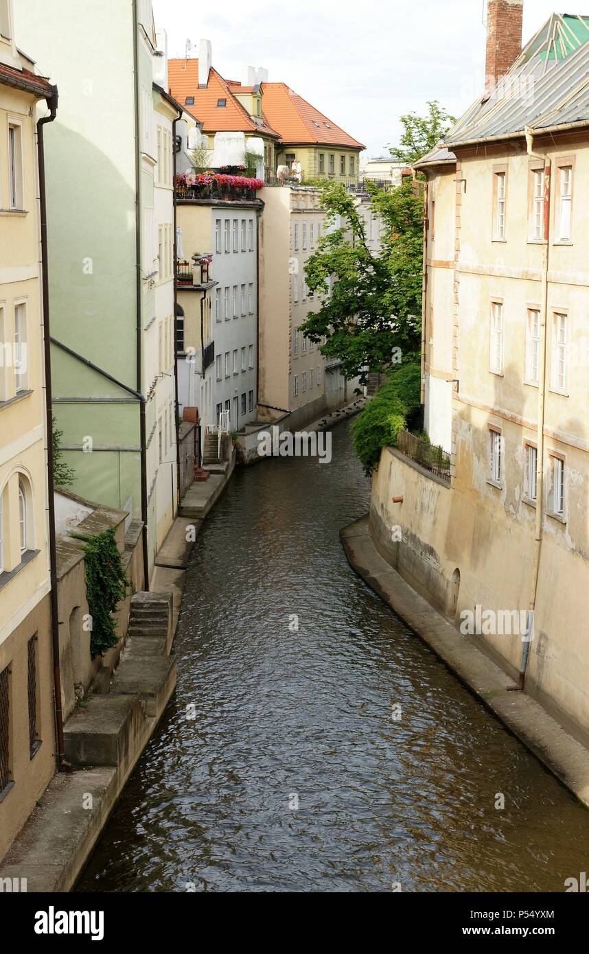 Tschechische Republik. Prag. Kleinen Kanal in Bereich der Mala Strana (Kleinseite). Stockfoto