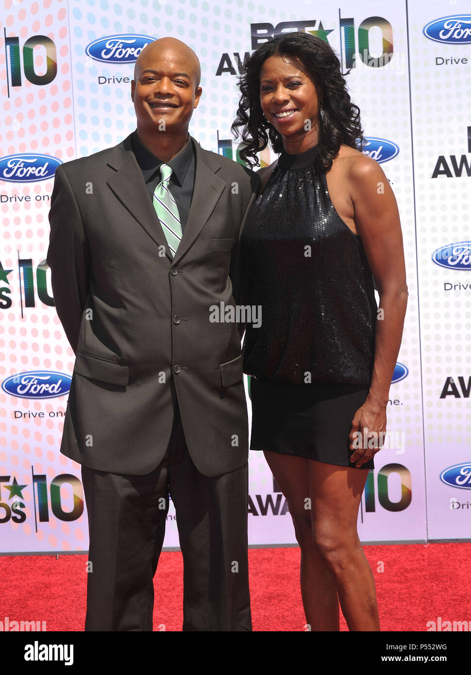 Todd Bridges sister 31 - 10. Ann BET Awards 2010 im Shrine Auditorium in Los Angeles. Todd Bridges sister 31 Veranstaltung in Hollywood Leben - Kalifornien, Red Carpet Event, USA, Filmindustrie, Prominente, Fotografie, Bestof, Kunst, Kultur und Unterhaltung, prominente Mode, Besten, Hollywood Leben, Event in Hollywood Leben - Kalifornien, Roter Teppich und backstage, Musik Prominente, Topix, Paar, Familie (Mann und Frau) und Kids - Kinder, Brüder und Schwestern anfrage tsuni@Gamma-USA.com, Kredit Tsuni/USA, 2010 Stockfoto