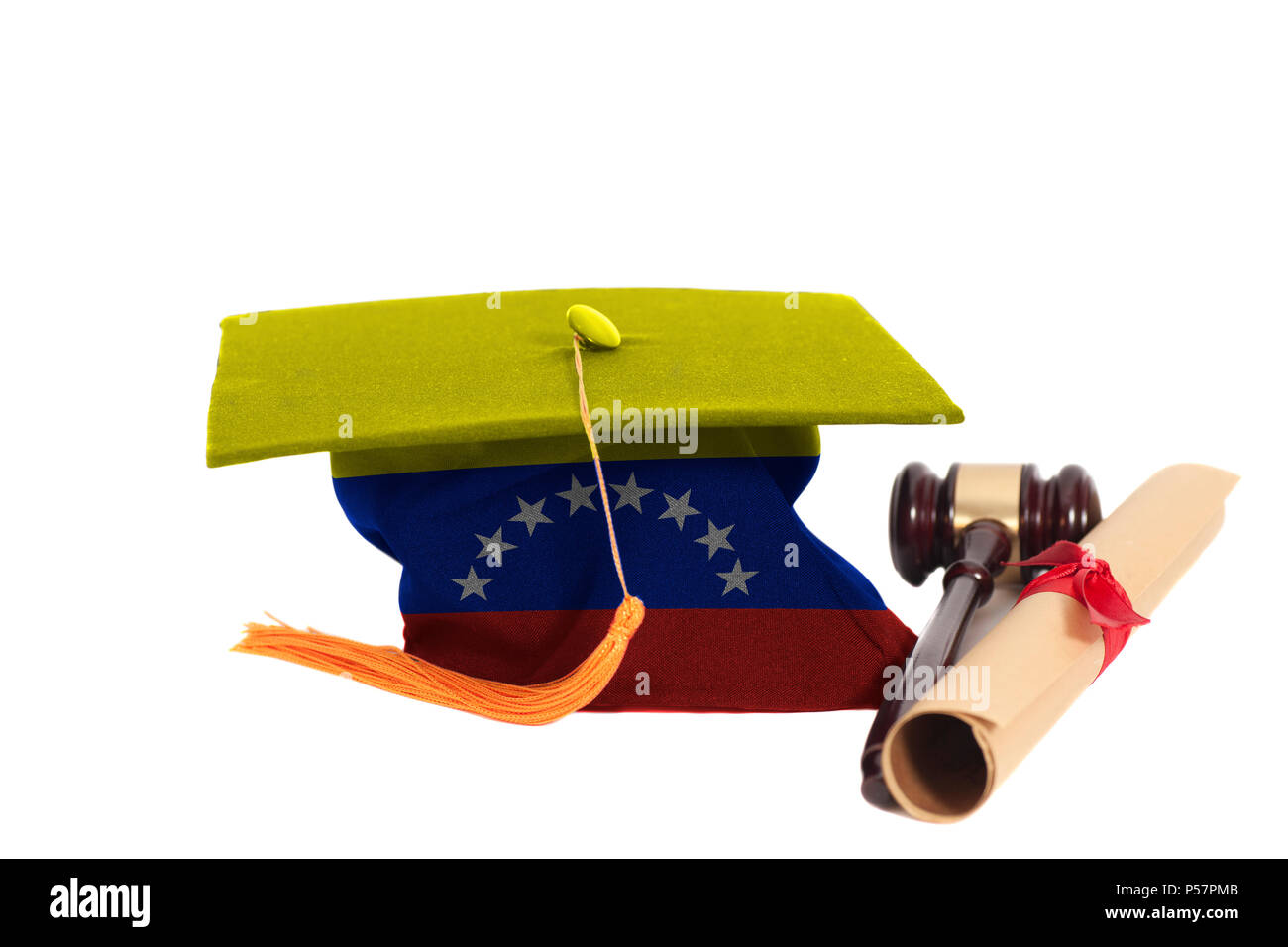 Staffelung hat mit Venezuela Flagge mit Diplom und Richter Hammer isoliert auf weißem Hintergrund Stockfoto