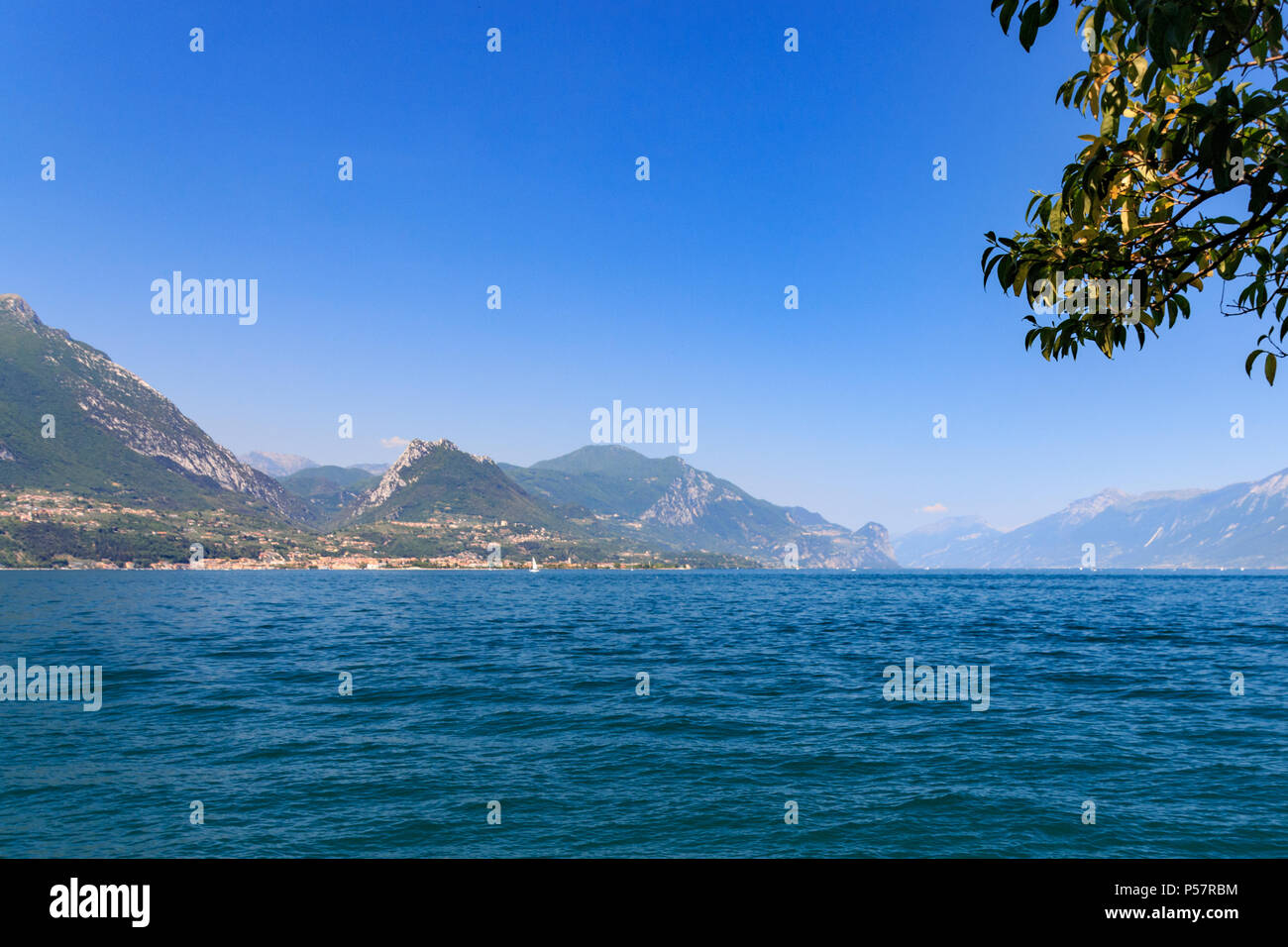 Wunderschöne Landschaft am Gardasee in Toscolano Maderno Stockfoto