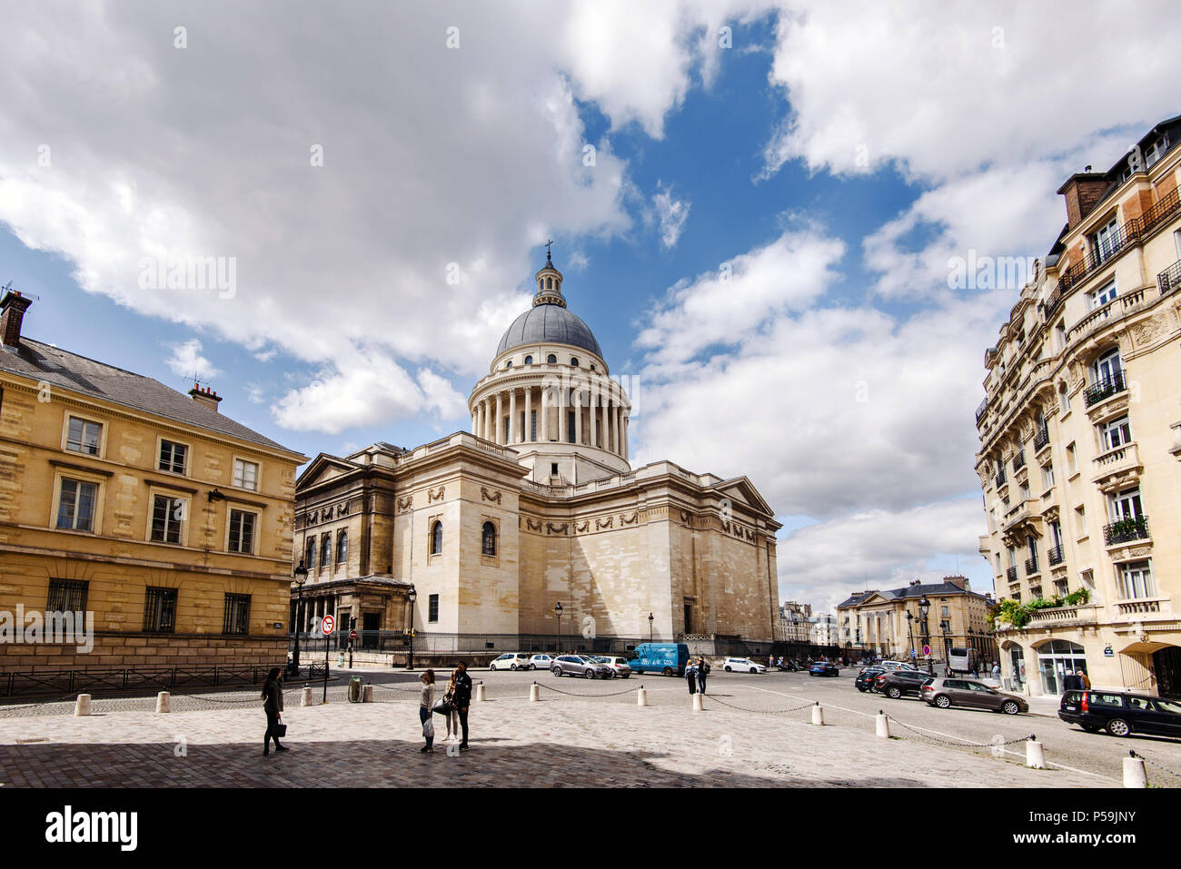 Paris, Frankreich, 13. August 2017. Pariser Pantheon Gebäude im Quartier Latin, Mausoleum und beliebten Pariser Wahrzeichen in frühen Klassizismus gebaut Archit Stockfoto