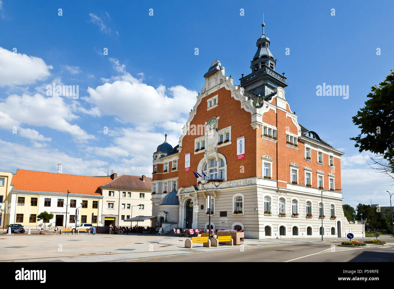 Radnice Mesto Hodonin Kraj Okres Breclav Ceska Republika Rathaus Hodonin Sudmahren Tschechische Republik Stockfotografie Alamy