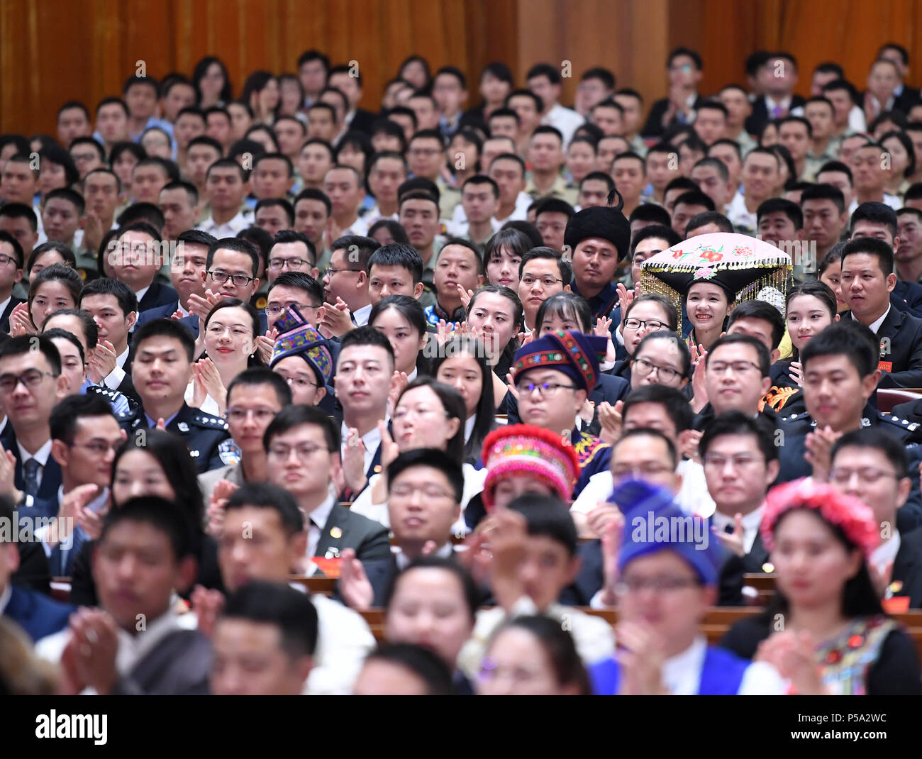 Peking, China. 26 Juni, 2018. Die 18. Nationalen Kongresses der Kommunistischen Jugendliga Chinas (CYLC) ist in Peking statt, der Hauptstadt von China, 26. Juni 2018. Credit: Yan Yan/Xinhua/Alamy leben Nachrichten Stockfoto