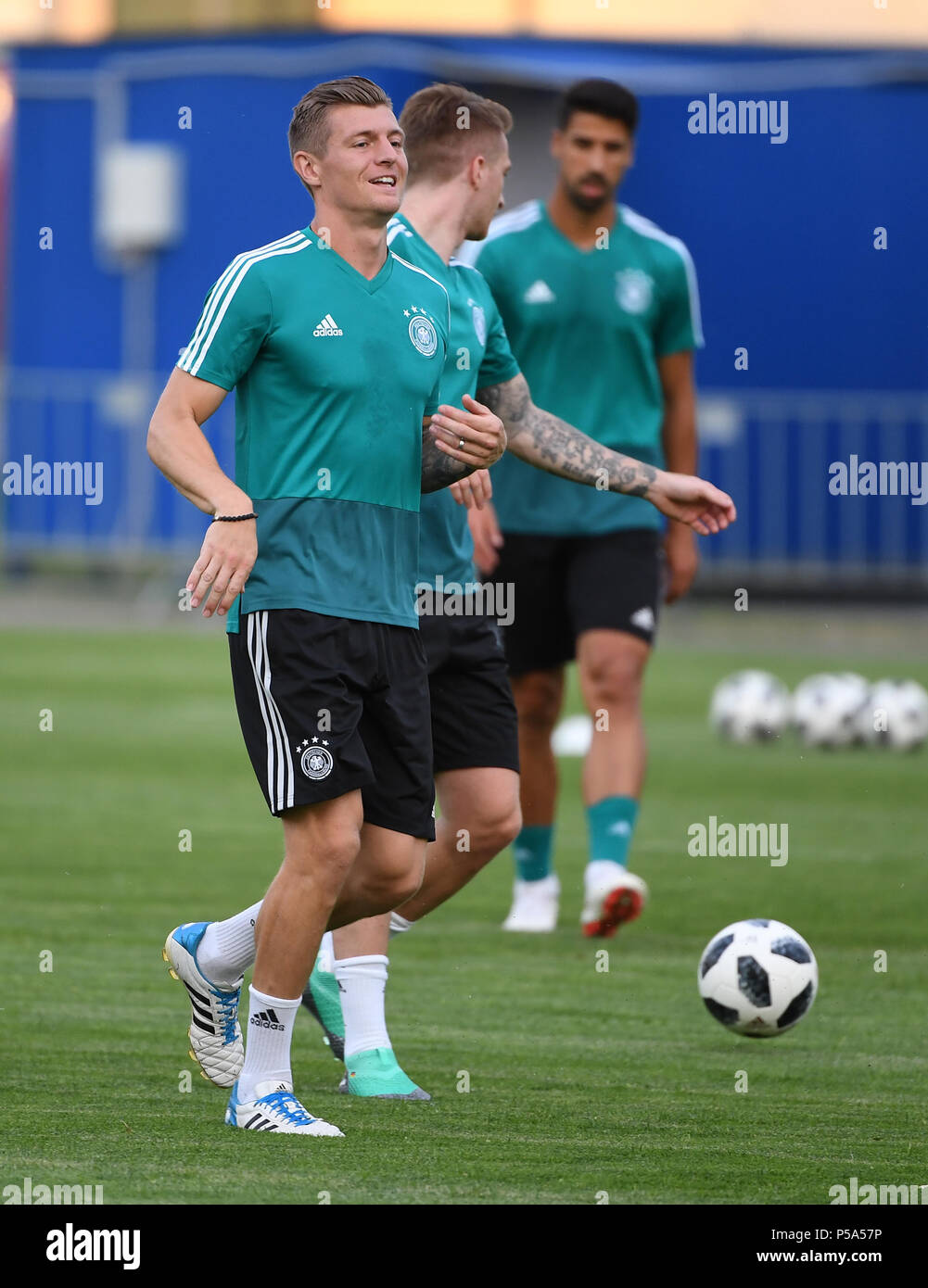 Toni Kroos (Deutschland) und Marco Reus (Deutschland). GES/fussball/Wm 2018 Russland: DFB-Abschlusstraining in der Elektron-Stadion, Kazan, 26.06.2018 GES/fussball/fussball/WM Russland 2018: Praxis, Kazan, Juni 26, 2018 | Verwendung weltweit Stockfoto