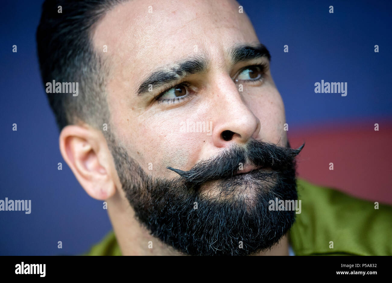 Moskau Russland 26 Juni 2018 Ges Fussball Fussball Wm 2018 Russland Danemark Frankreich 26 06 2018 Ges Fussball Fussball Wm 2018 Russland Danemark Vs Frankreich Moskau 26 Juni 2018 Adil Rami Frankreich Ist Auf Der Bank Sitzen Zu