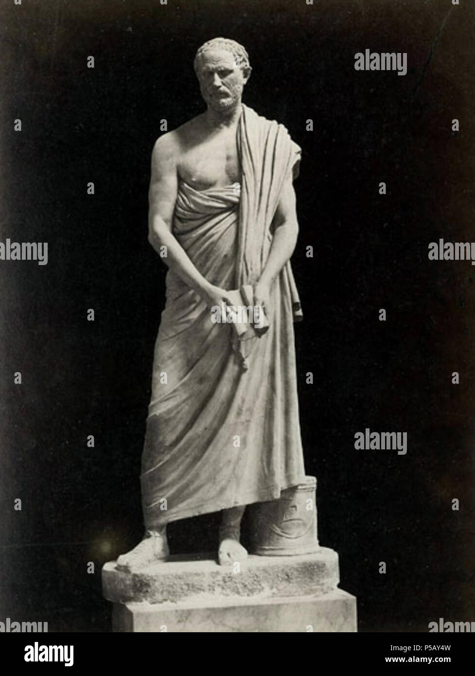 N/A. Englisch: Giorgio Sommer (1834-1914) - "emosthenes - der Vatikan, Italien. Katalog Nr. 5112. 7/8-Version. Giorgio Sommer (1834 - 1914) Beschreibung Deutsch-italienische Fotograf Geburtsdatum/Tod 2 September 1834 7. August 1914 Ort der Geburt / Todes Frankfurt Neapel Arbeit Ort Frankfurt (Lehre), Schweiz, Rom, Neapel Authority control: Q 64212 VIAF: 61719975 ISNI: 0000 0000 6634 9740 ULAN: 500030461 82102684 LCCN: n NLA: 35128248 WorldCat 434 Demosthenes - 7/8-Version von Giorgio Sommer's Foto Stockfoto