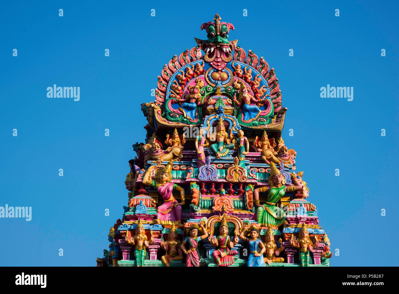 Geformtes Fassade der Kapaleeshwarar Temple, Mylapore, Chennai, Tamil Nadu, Indien Stockfoto