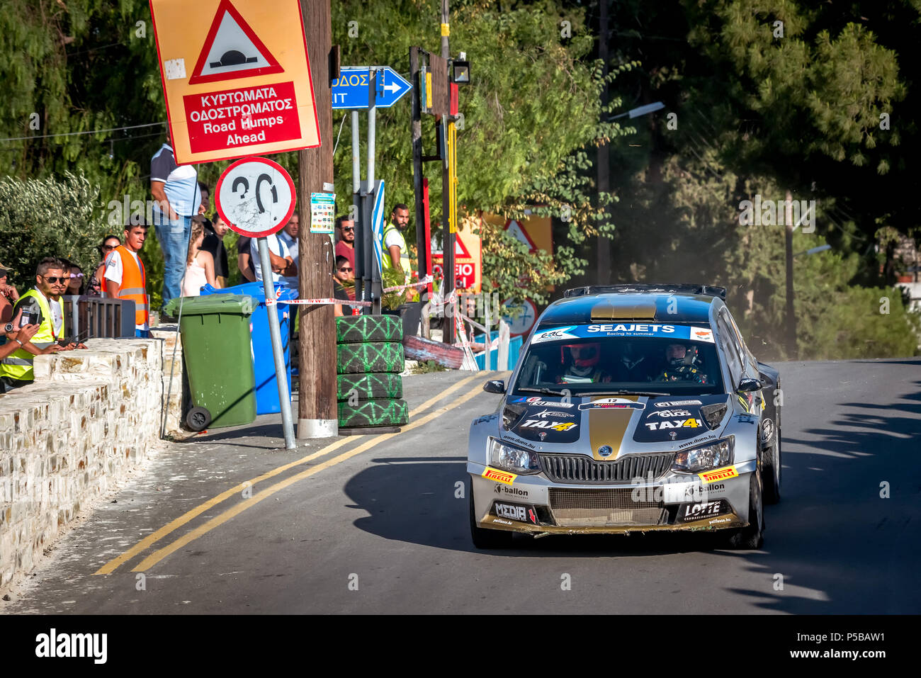 LEFKARA, Zypern - 17. JUNI 2018: Wertungsprüfung der Rallye Zypern 2018 Stockfoto