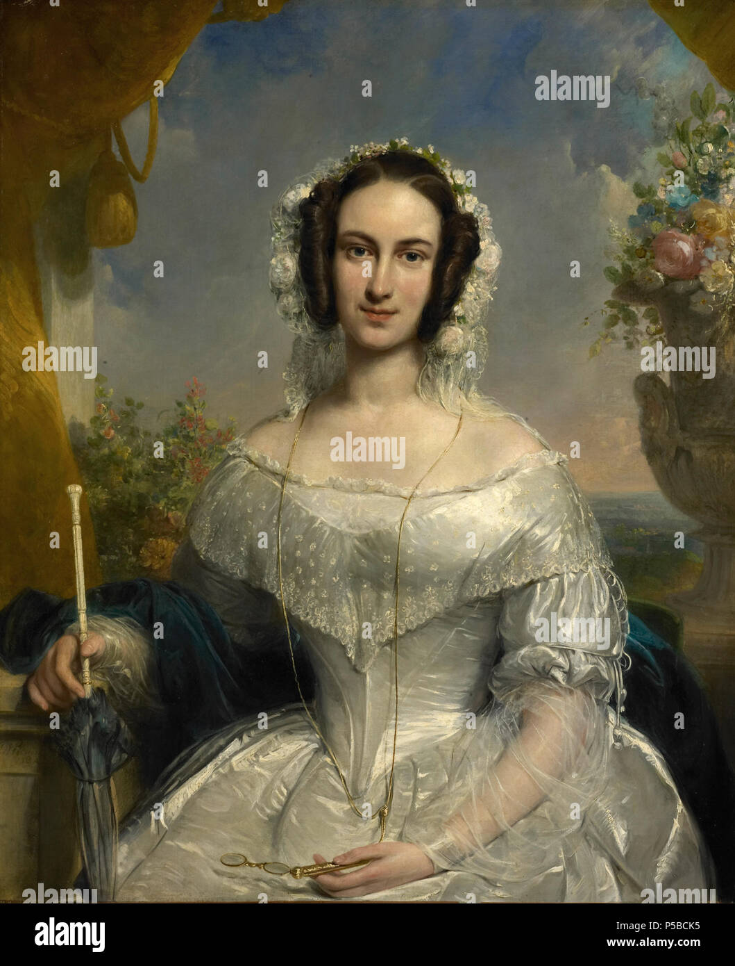 Portrait von Agatha Petronella Hartsen (1814-1878), Ehefrau von Notar Jan van der Hoop, im Wedding Dress. Portrait von Agatha Petronella Hartsen (1814-78) in Wedding Dress anlässlich ihrer Hochzeit mit Jan van der Hoop am 17. März 1841. Halbe Länge, sitzen auf einem Balkon mit Blick auf eine herrliche Landschaft. In ihrer rechten hatte, hält sie ein Sonnenschirm, in der linken Hand eine lorgnette auf eine goldene Kette. Auf der rechten Seite einen Garten Vase mit Blumen auf der Balustrade steht. 1841. N/A68 Agatha Petronella Hartsen (1814-78). In bruidstoilet ter gelegenheid van Haar huwelijk met Jan van der Hoop op 17 maart 1841 Rijks Stockfoto