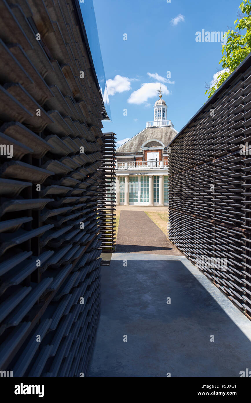 Serpentine Galerien 2018 Pavillon von mexikanischen Architekten Frida Escobedo Stockfoto