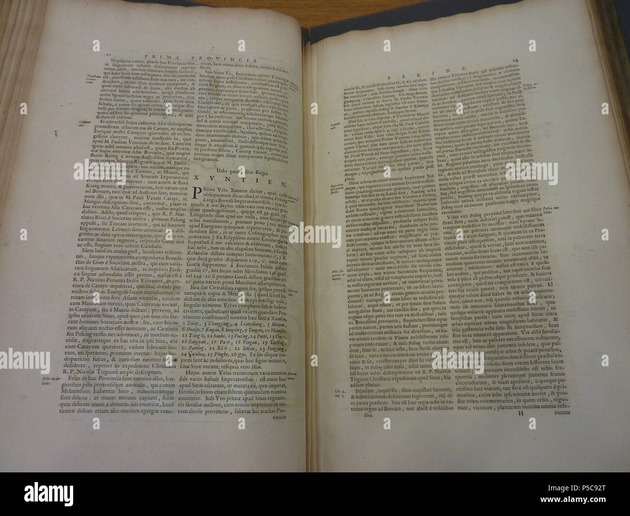 N/A. Englisch: Novus Atlas Sinensis von Martino Martini; 1655 herausgegeben von Joan Blaeu als Teil der Band 10 der Atlas Maior. Auf dieser Seite werden Xuntien (Peking). 22. April 2011. Martino Martini (1614 - 1661) Beschreibung italienische Historiker und Geograph Geburtsdatum / Tod 20. September 1614 vom 6. Juni 1661 Ort der Geburt / Todes Trento Hangzhou Arbeiten Zeitraum 17. Jahrhundert Authority control: Q 1243676 VIAF: 12554068 ISNI: 0000 0001 2099 1823 79039954 LCCN: n NLA: 49285959 Open Library: OL 43570 ein WorldCat 146 Atlas maior 1655 - Vol. 10 - Seiten 22-23-P 1080373 Stockfoto
