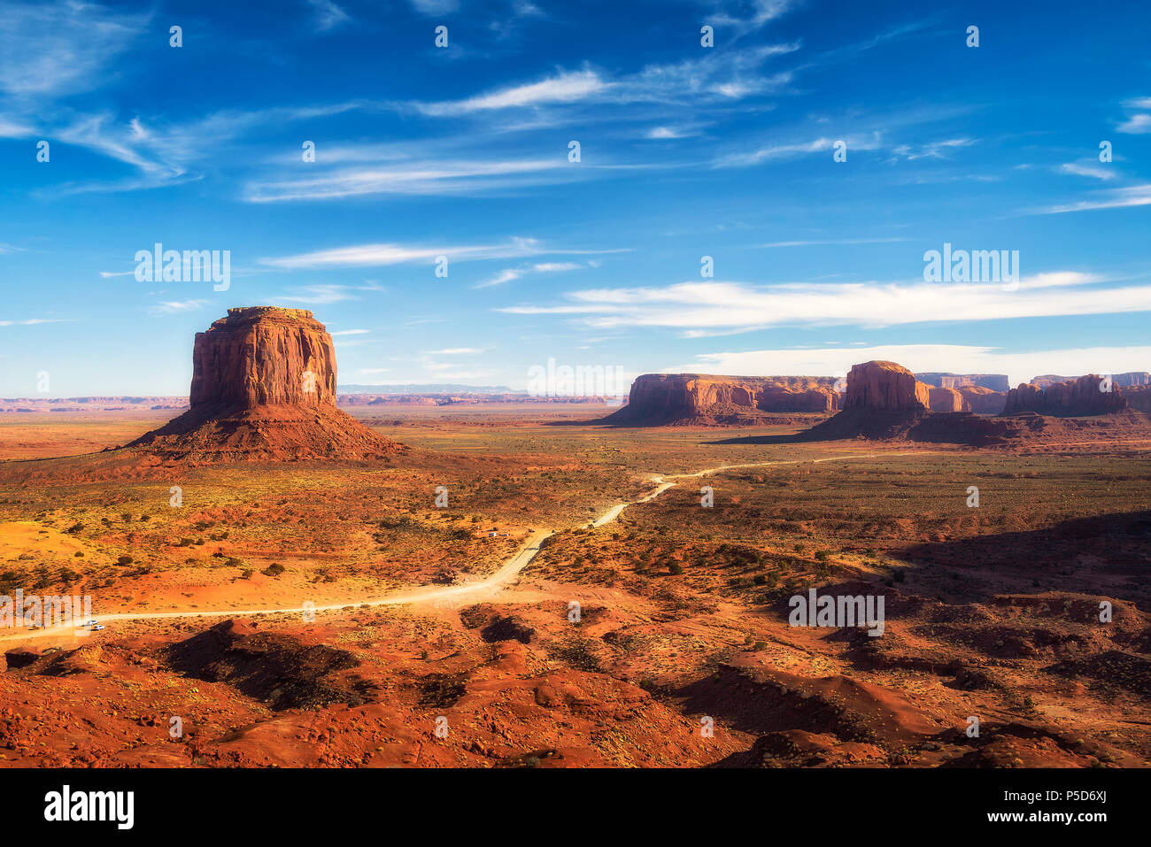 Monument Valley an der Grenze zwischen Arizona und Utah, USA Stockfoto