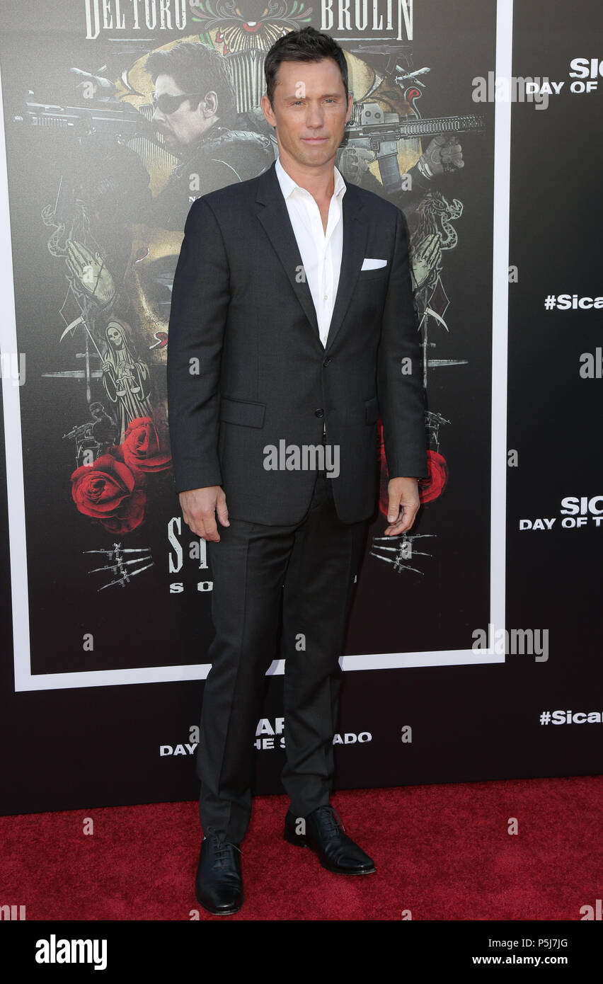 Usa 26 Juni, 2018. 26. Juni 2018 - Westwoof, Kalifornien - Jeffrey Donovan. Premiere des icario: Tag der Soldado' bei Westwood Regency Theater statt. Foto: PMA/AdMedia Credit: Pma/AdMedia/ZUMA Draht/Alamy leben Nachrichten Stockfoto