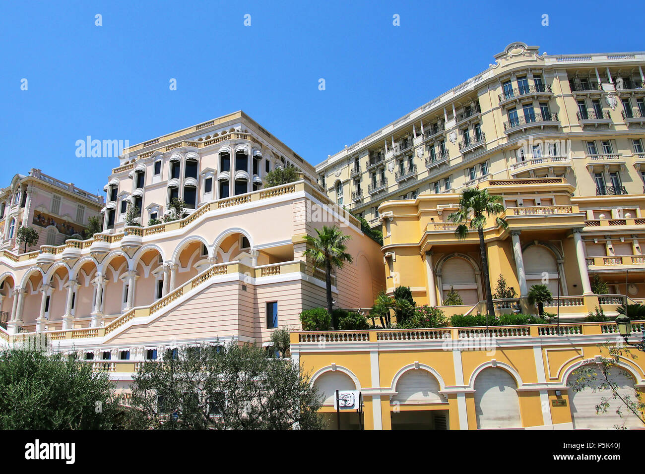 Gebäude in Monte Carlo, Monaco. Monaco ist der zweitkleinste Staat der Welt. Stockfoto