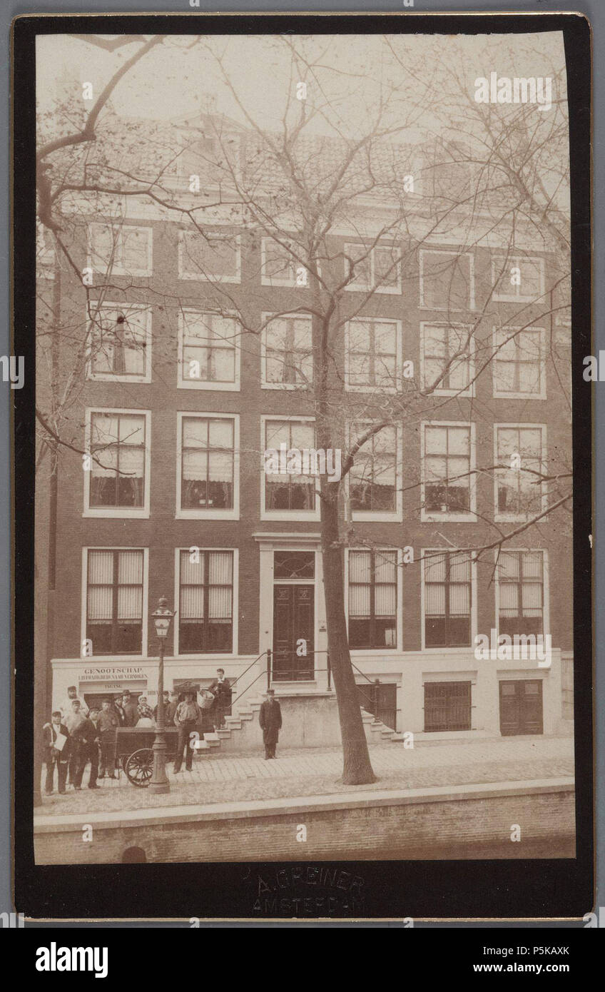 N/A. Deutsch: Beschreibung Raamgracht 6-8. In De Kelders van Raamgracht 8 Het genootschap' Liefdadigheid naar Vermogen ' gevestigd Documenttype foto Vervaardiger Greiner, Albert (1833-1890) Collectie Collectie Stadsarchief Amsterdam: kabinetfoto Datering's 1883 t/m 1898 Geografische naam Raamgracht Inventarissen Http://archief.amsterdam/archief/10005/519 Afbeeldingsbestand 010005000519. 1883 t/m 1898. Greiner, Albert (1833-1890) 73 Albert Greiner Afb 010005000519 Stockfoto