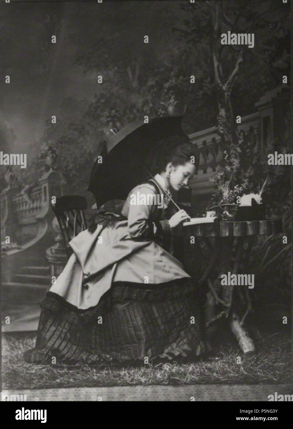 N/A. Louise Friseur. http://retro-vintage-photography.blogspot.nl/search/label/Alexander%%%%%%%%20Bassano. Alexander Bassano (1829-1913) Alternative Namen Alessandro Bassano Beschreibung britische Fotograf Geburtsdatum / Tod 1 Mai 1829 vom 21. Oktober 1913 Ort der Geburt / Todes London London Authority control: Q 2833085 VIAF: 226413323 ISNI: 0000 0003 6340 7636 ULAN: 500014526 LCCN: Nr. 2005051540 Oxford Dict.: 66743 WorldCat 175 Bassano Friseur Stockfoto