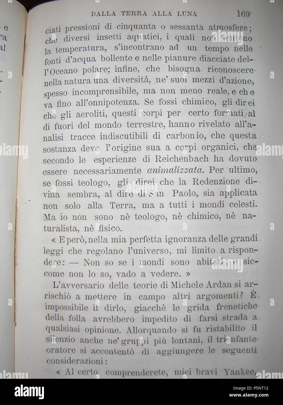 N/A. Foto aus dem Buch "alla Terra Alla Luna', 1880 gedruckt. . Jules Verne (1828 - 1905) Alternative Namen Jules Gabriel Verne Beschreibung französischer Schriftsteller Geburtsdatum / Tod vom 8. Februar 1828 24. März 1905 Ort der Geburt / Todes Nantes Amiens Arbeit Periode 1850-Authority control: Q 33977 VIAF: 76323989 ISNI: 0000 0001 2140 0562 ULAN: 500253402 79064013 LCCN: n NLA: 35580378 WorldCat 406 Dalla Terra alla Luna - 169 Stockfoto