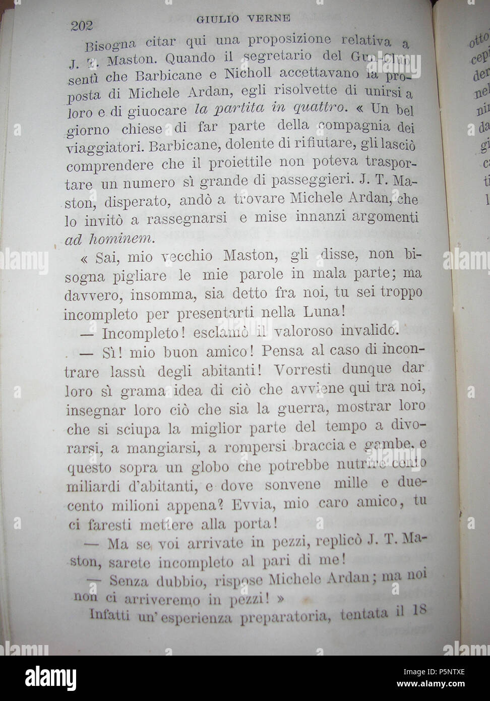 N/A. Foto aus dem Buch "alla Terra Alla Luna', 1880 gedruckt. . Jules Verne (1828 - 1905) Alternative Namen Jules Gabriel Verne Beschreibung französischer Schriftsteller Geburtsdatum / Tod vom 8. Februar 1828 24. März 1905 Ort der Geburt / Todes Nantes Amiens Arbeit Periode 1850-Authority control: Q 33977 VIAF: 76323989 ISNI: 0000 0001 2140 0562 ULAN: 500253402 79064013 LCCN: n NLA: 35580378 WorldCat 407 Dalla Terra alla Luna - 202 Stockfoto