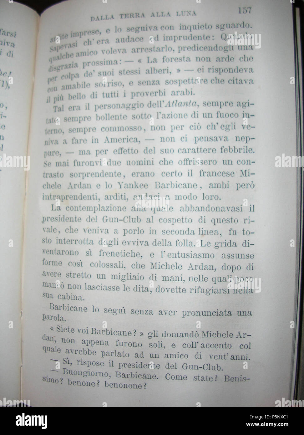 N/A. Foto aus dem Buch "alla Terra Alla Luna', 1880 gedruckt. . Jules Verne (1828 - 1905) Alternative Namen Jules Gabriel Verne Beschreibung französischer Schriftsteller Geburtsdatum / Tod vom 8. Februar 1828 24. März 1905 Ort der Geburt / Todes Nantes Amiens Arbeit Periode 1850-Authority control: Q 33977 VIAF: 76323989 ISNI: 0000 0001 2140 0562 ULAN: 500253402 79064013 LCCN: n NLA: 35580378 WorldCat 406 Dalla Terra alla Luna - 157 Stockfoto