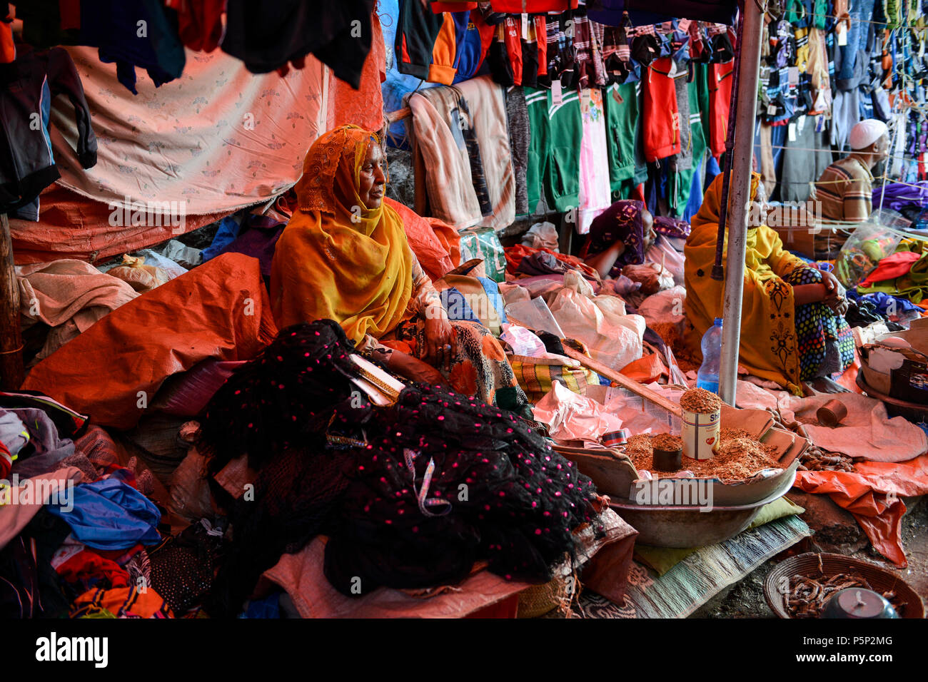 Äthiopien, Harar, Altstadt. Markt-/AETHIOPIEN, Harar, Altstadt, Markt Stockfoto