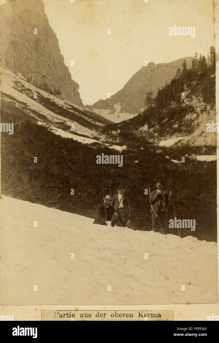 N/A. Slovenšina: Bohinjska vratca nad dolino Krme. zwischen 1884 und 1893. Benedikt Lergetporer (1845 - 1910) Beschreibung österreichische Fotograf Geburtsdatum / Tod 31. Mai 1845 14. November 1910 Ort der Geburt / Todes Salzburg arbeiten Ort Bled BLED Authority control: Q 33206166 216 Bohinjska vratca nad dolino Krme 1884-93 Stockfoto