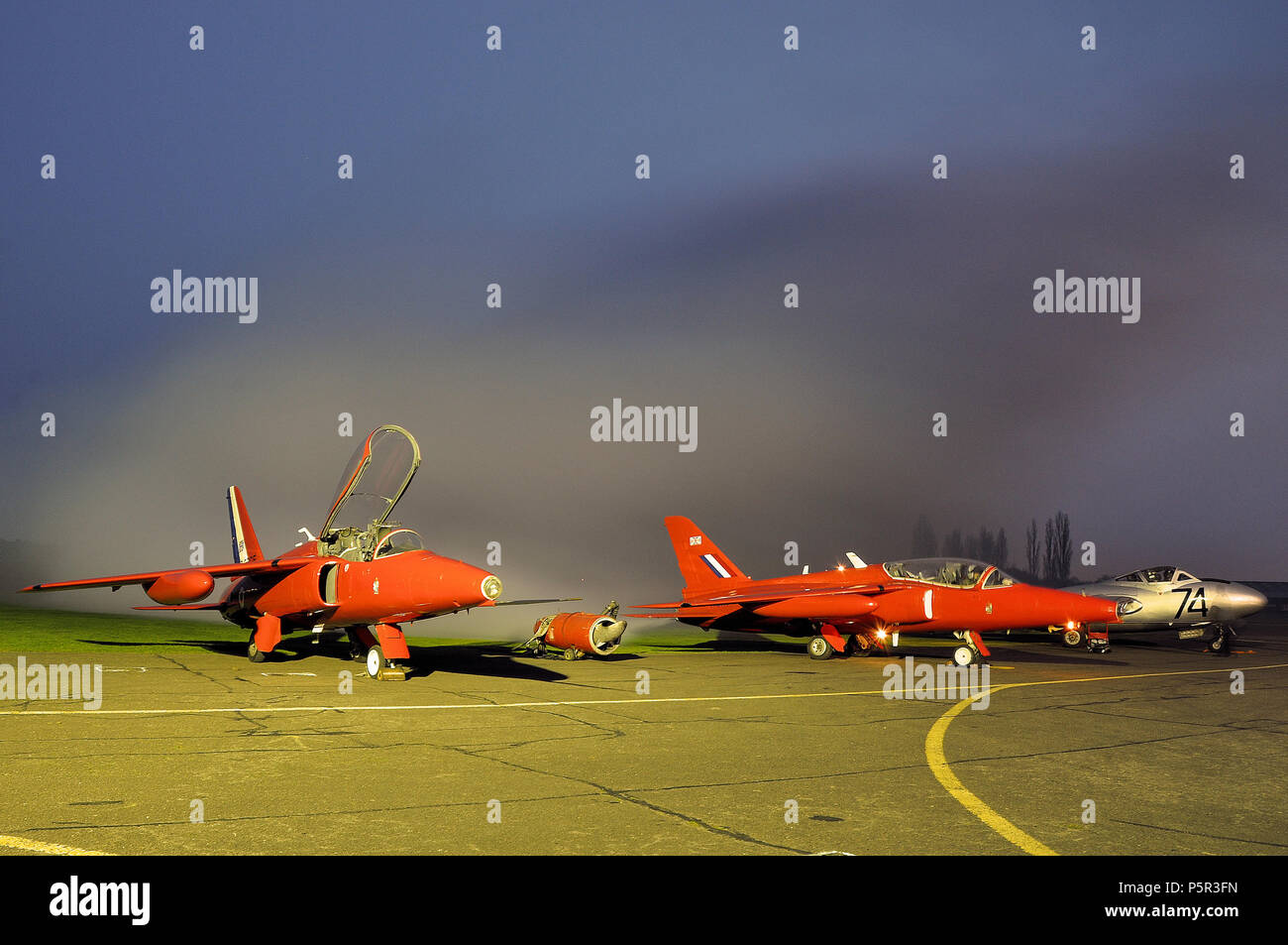 Folland GNOAT of GNOAT Display Team der Heritage Aircraft Trust auf dem North Weald Airfield, Essex, Großbritannien. Ehemalige RAF, Royal Air Force Jet Trainer Flugzeuge. Düsen Stockfoto