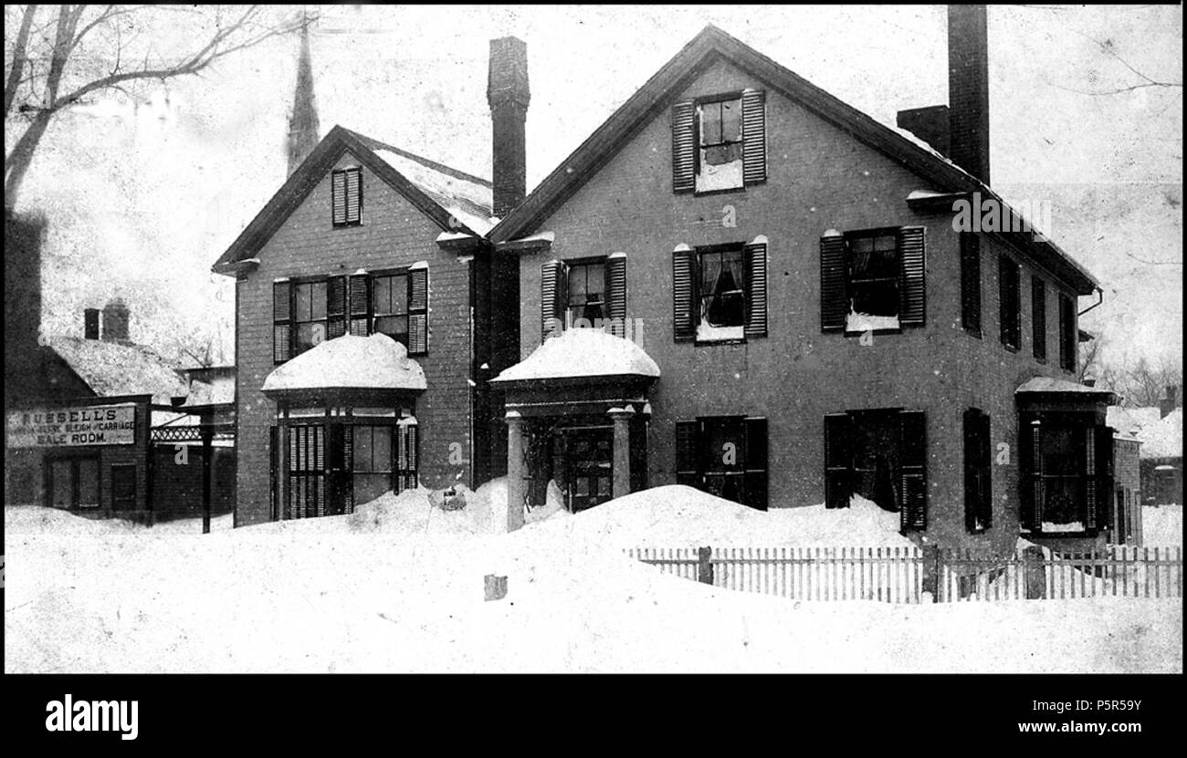 N/A. Titel Blizzard im März 1888 - Residenzen der G. Warren und Frau Beckley. Schöpfer Französisch, J.A., Keene NH THEMA Schneestürme - NH - Keene Häuser - NH - Keene Schnee-NH- Keene Beschreibung Residenzen der G. Warren und Frau Beckley. "Während der Woche fotografierte nach dem großen Sturm der 13. März 1888. Einige der Ansichten wurden vor der Schaufel oder Pflug hatten die Drifts gestört, und andere nach der Straßen und Wege waren geöffnet worden." Siehe Legende Herausgeber Keene Öffentliche Bibliothek DATUM DIGITAL 20080327 DATUM ORIGINAL 1888 RESSOURCENTYP Fotografien FORMAT image/jpg Resource Identifier hsykbl Stockfoto