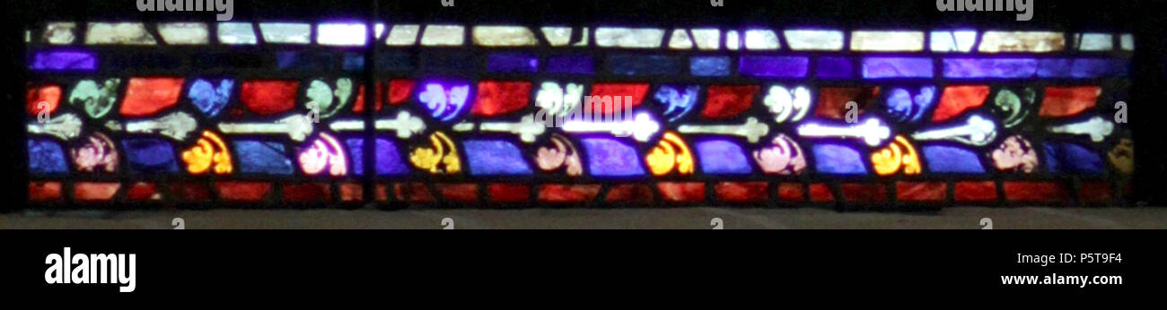 N/A. Das Leben des Hl. Martin - Chartres - untere Paneel. Michelet - (Talk) 06:28, 17. Dezember 2016 (UTC) 333 Chartres-020 Bordüre Stockfoto