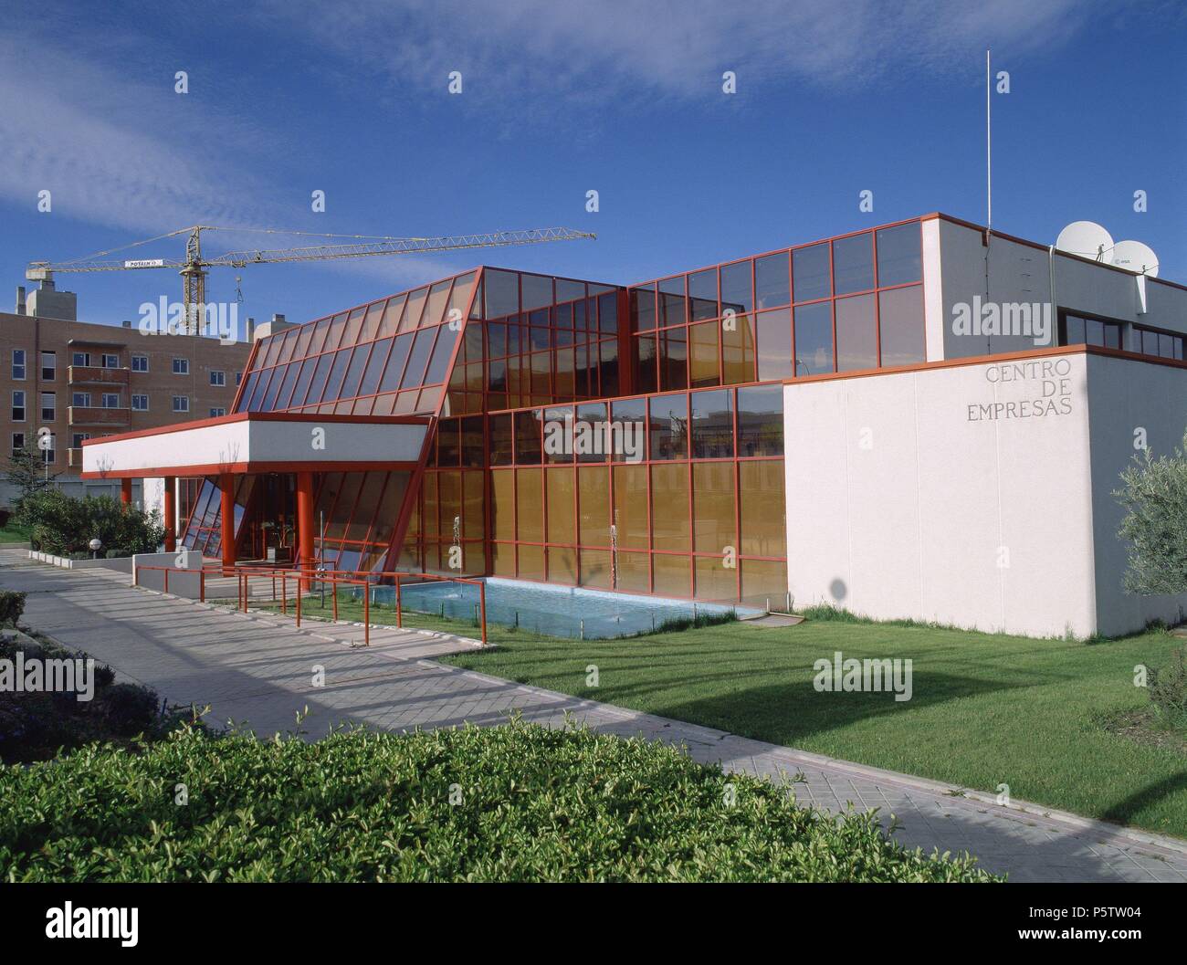 EDIFICIO CENTRO DE EMPRESAS. Ort: Parque Tecnologico, Tres Cantos, Madrid, Spanien. Stockfoto