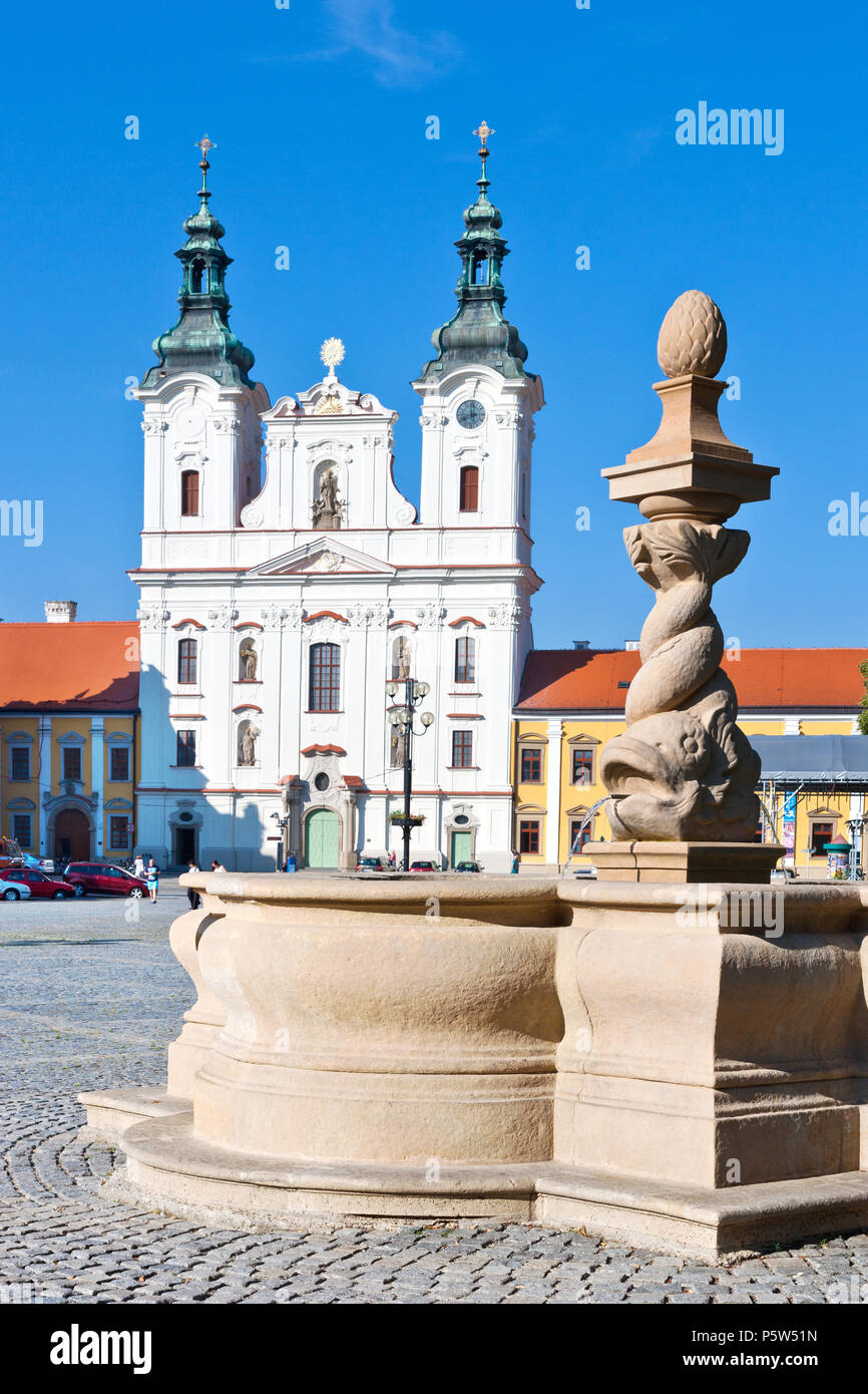 Kostel Sv Franziska Xaverskeho Uherske Hradiste Kraj Okres Breclav Ceska Republika Stadt Uherske Hradiste Sudmahren Tschechische Republik Stockfotografie Alamy