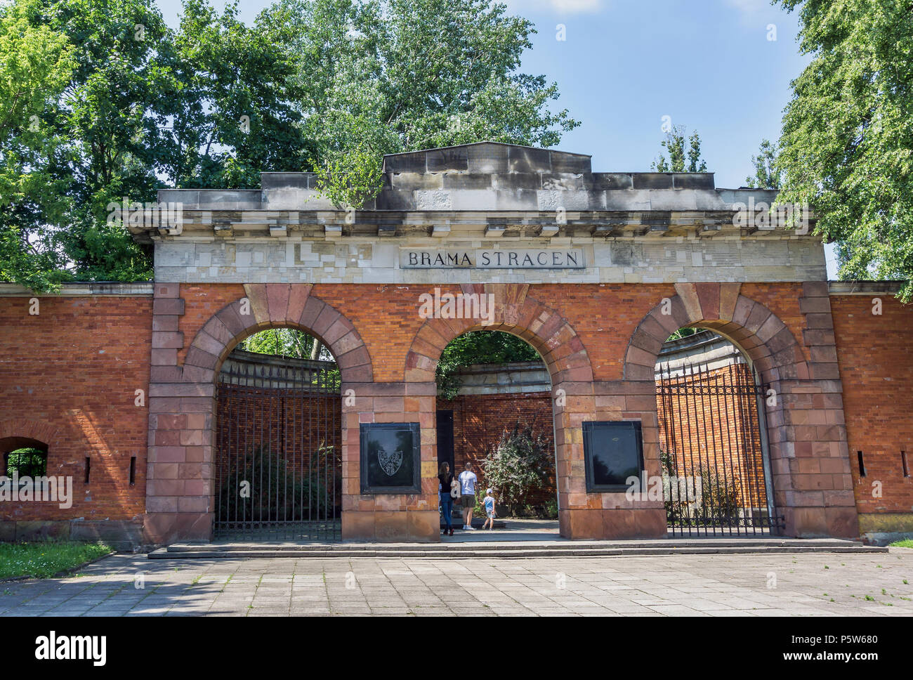 Polen, Warschau: Das Ivanov-Tor oder das Hinrichtungstor an der Warschauer Zitadelle auf dem Zoliborz-Hügel. Stockfoto