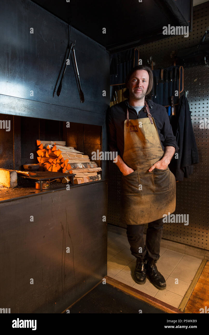 Niklas Ekstedt, schwedische Koch und Gastronom des mit einem Michelin-Stern ausgezeichneten Restaurant Ekstedt in Stockholm, Schweden. Stockfoto