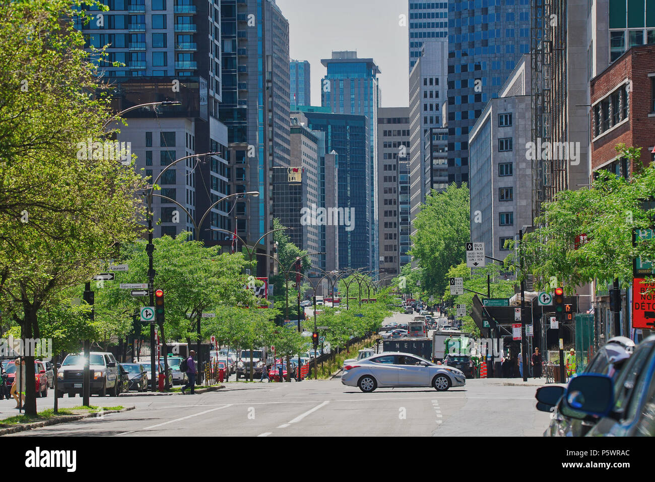 Montreal, Kanada, 26. Juni 2018. Rene-Levesque Boulevard durch die Montreal Downtown Core. Credit: Mario Beauregard/Alamy leben Nachrichten Stockfoto