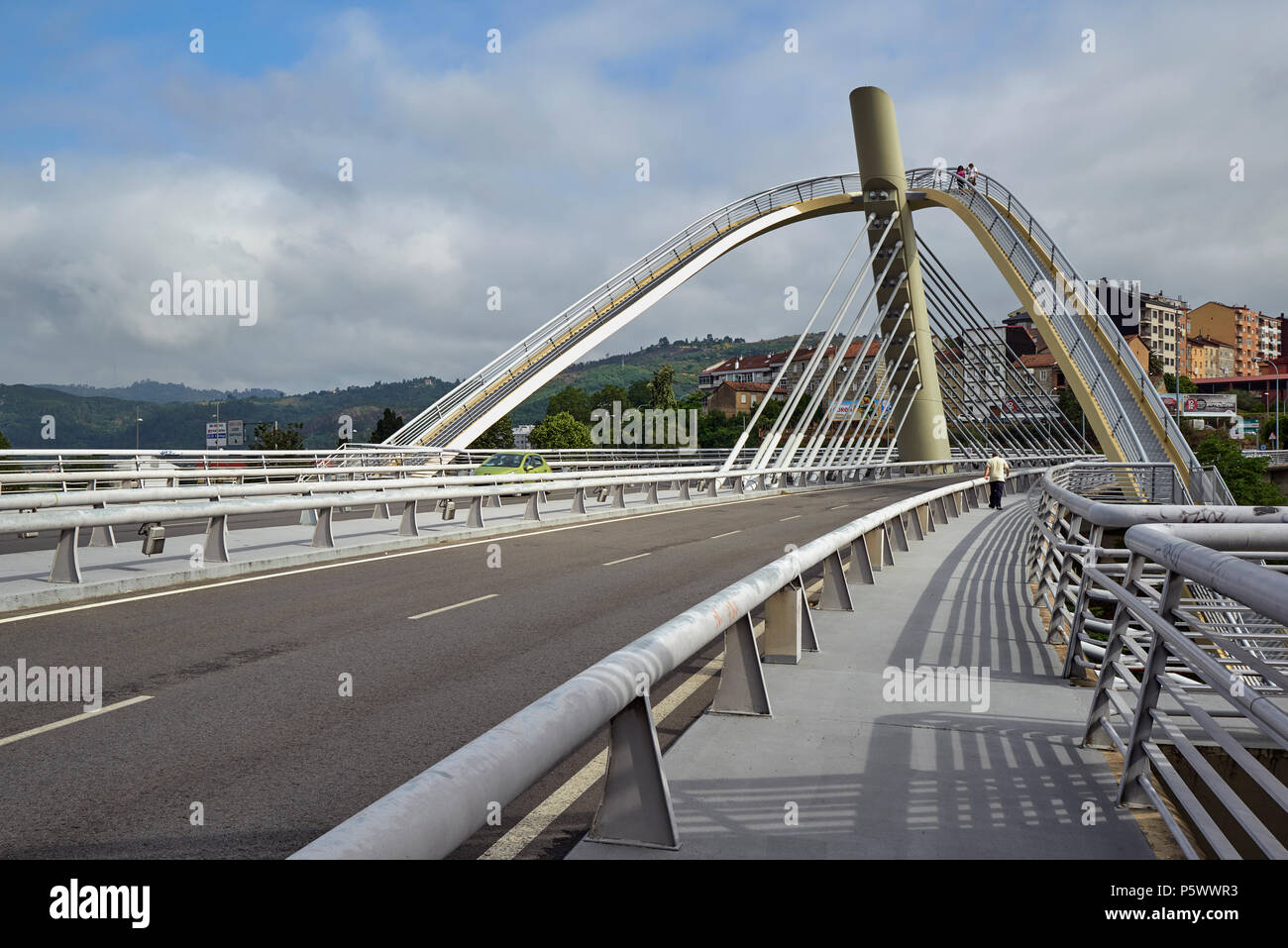 Brücke des Jahrtausends von Ourense, moderne Technik arbeiten mit Mirador, des Río Miño, Galizien, Spanien, Europa Stockfoto