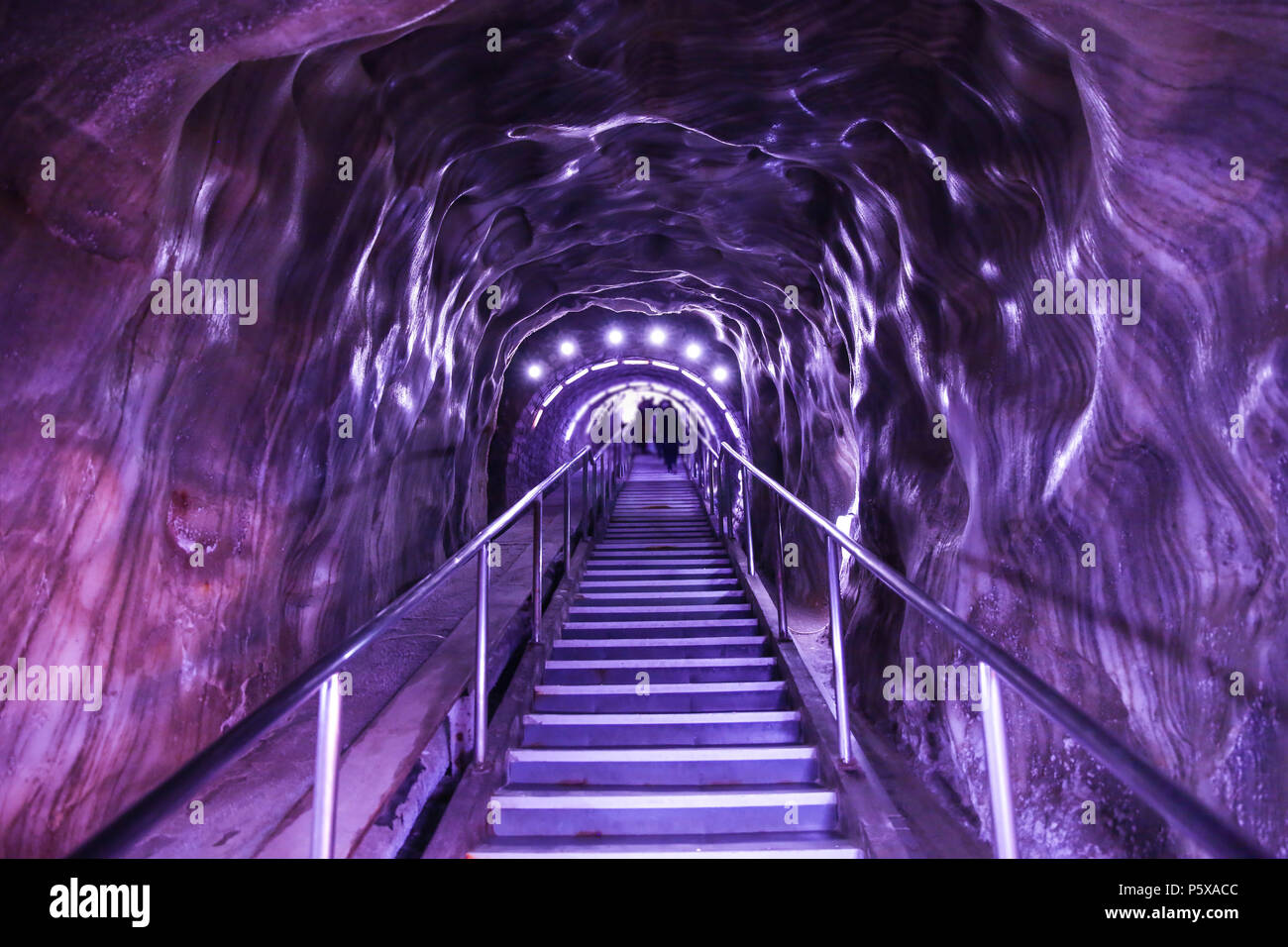 U-Bahn Eingang des Werk Turda Salzbergwerk, Cluj, Rumänien Stockfoto