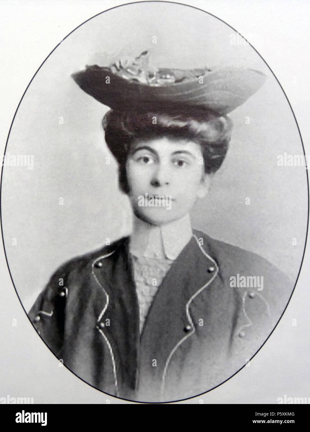 N/A. Englisch: Elizabeth Nikoladze, Tochter des Georgischen Publizist und pro-westlichen Aufklärer Niko Nikoladze. c. Ende 1800. Unbekannt 505 Elizabeth Nikoladze, Tochter des Georgischen (Europa) Publizist Niko Nikoladze Stockfoto