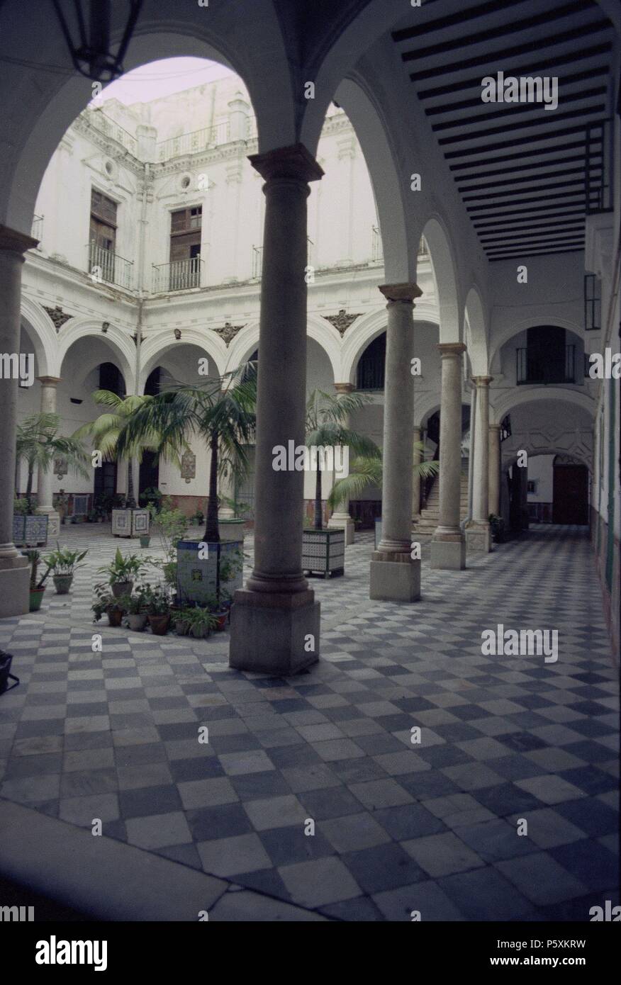 Terrasse. Autor: Pedro Luis Gutiérrez de San Martín (1705-1792). Ort: HOSPITAL DE MUJERES, Cadiz, Andalusien, Spanien. Stockfoto