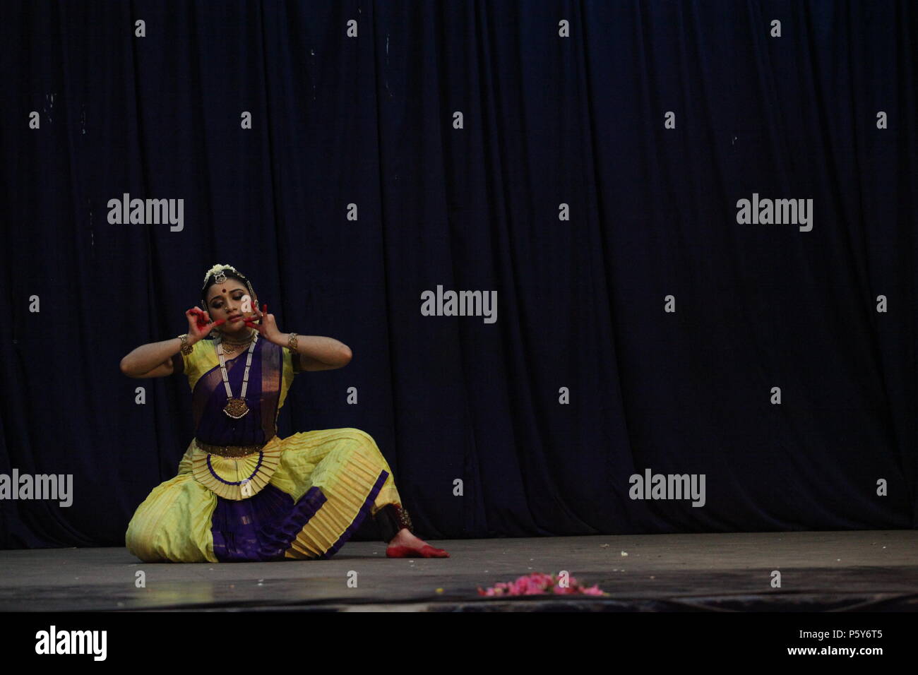 Bharathya natyam ist einer der klassischen Tanzformen Indiens von der Staat Tamil Nadu. Beliebt ist es nicht nur in Indien, sondern in der ganzen Welt Stockfoto