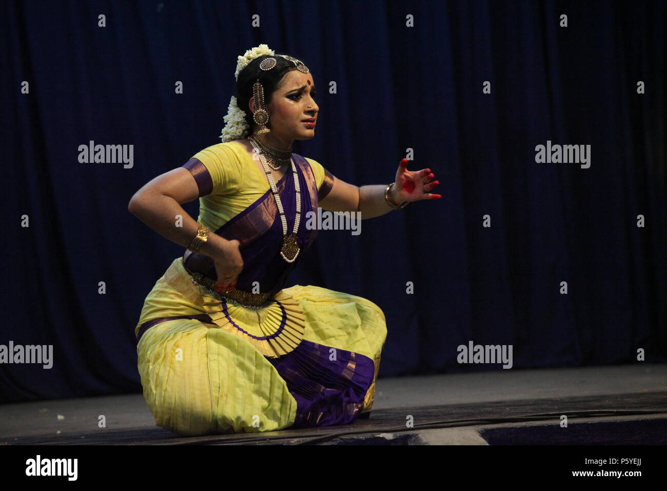 Bharathya natyam ist einer der klassischen Tanzformen Indiens von der Staat Tamil Nadu. Beliebt ist es nicht nur in Indien, sondern in der ganzen Welt Stockfoto