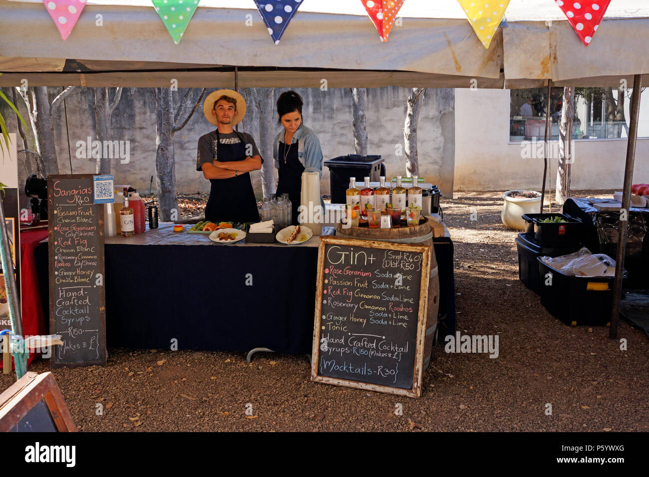 Die blaauwklippen Familie Markt am Sonntag ist ein beliebter Outing in Stellenbosch in den Cape Winelands von Südafrika. Stockfoto