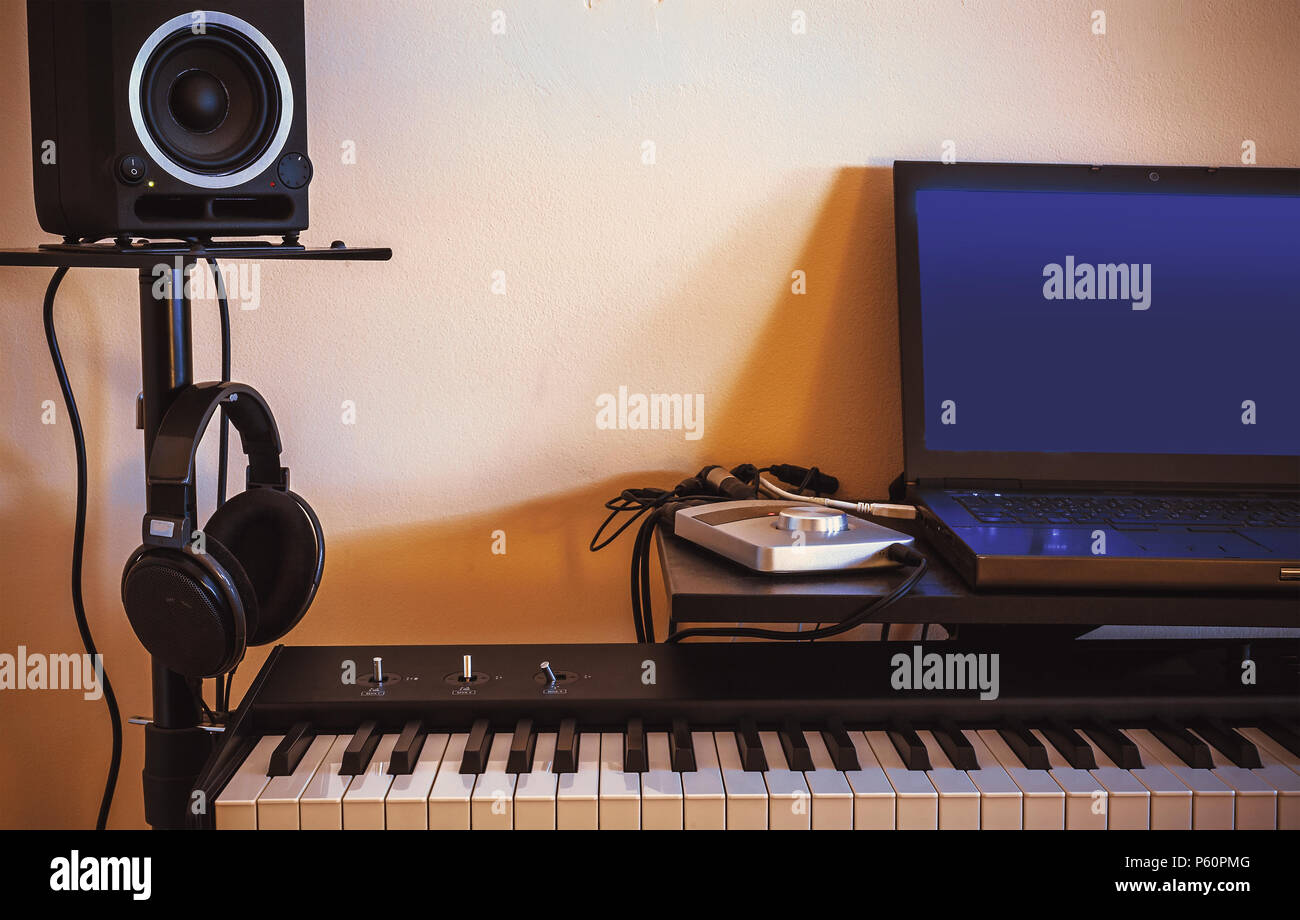 Ausrustung Eines Kleinen Home Recording Audio Studio