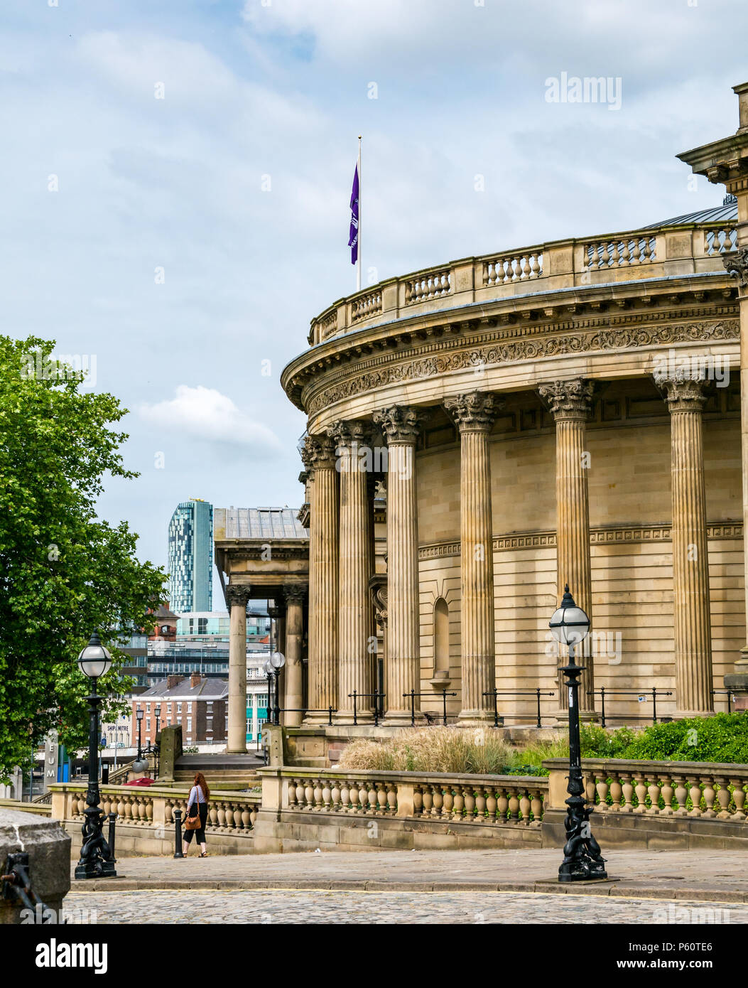 Die Außenseite des Picton Lesesaal, viktorianischen Rotunde Säulen mit korinthischen Säulen, von Cornelius Sherlock, Liverpool, England, UK konzipiert Stockfoto