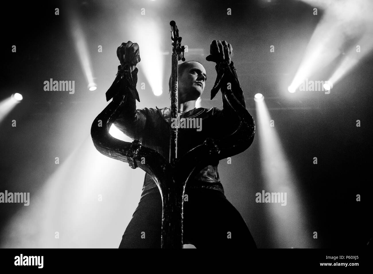 Dänemark, Kopenhagen, 22. Juni 2018. Der norwegischen Black Metal Band Satyricon führt ein Live Konzert während der dänischen Heavy Metal Festival Copenhell 2018 in Kopenhagen. Hier Sänger Satyr gesehen wird live auf der Bühne. (Foto: Gonzales Foto - Peter Troest). Stockfoto