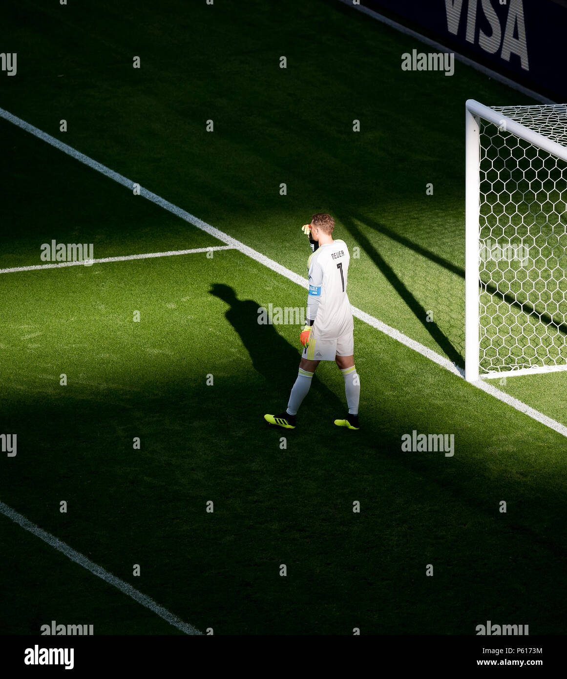 Kasan, Russland. 27. Juni 2018. torwart Manuel Neuer (Deutschland) nachdenklich GES/fussball/Wm 2018 Russland: Korea Republik - Deutschland, 27.06.2018 GES/fussball/fussball/WM 2018 Russland: Südkorea vs Deutschland, Kazan Juni 27, 2018 | Verwendung der weltweiten Kredit: dpa/Alamy leben Nachrichten Stockfoto