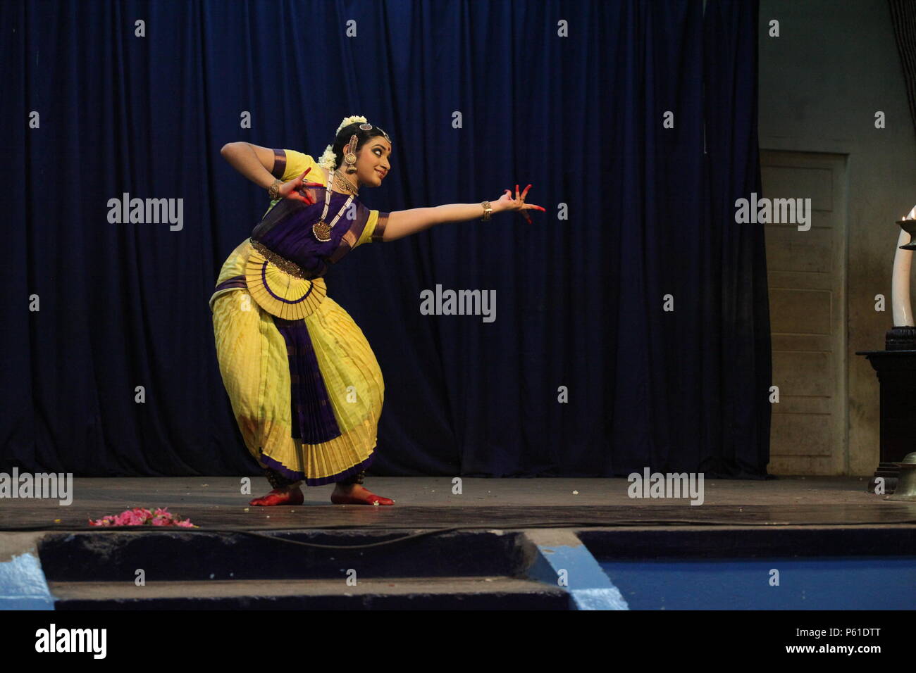 Bharatha natyam ist die klassische Form des Tanzes von Tamil Nadu. auf der ganzen Welt beliebt ist. Stockfoto