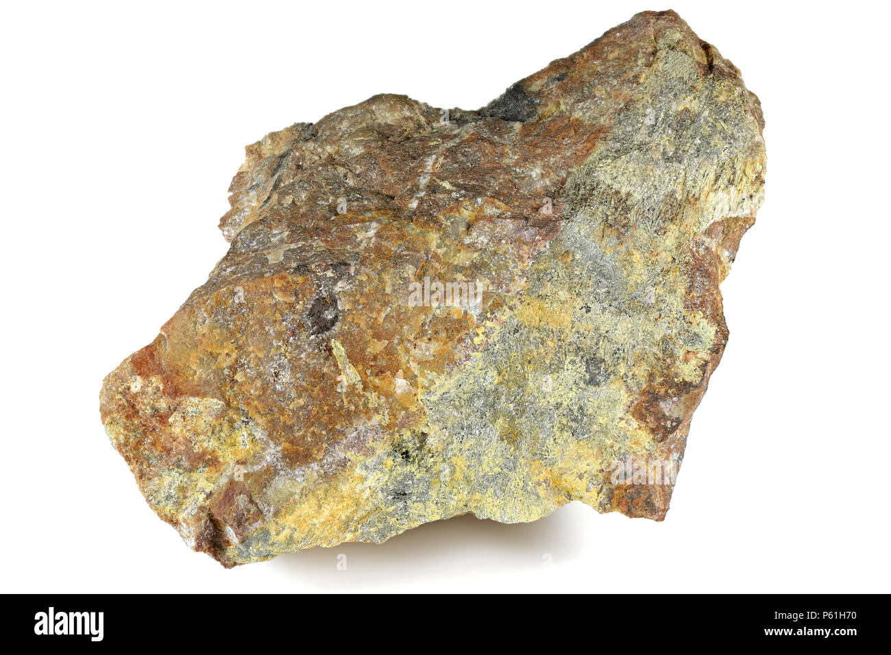 Bismutite aus Schneeberg/Erzgebirge, Deutschland isoliert auf weißem Hintergrund Stockfoto