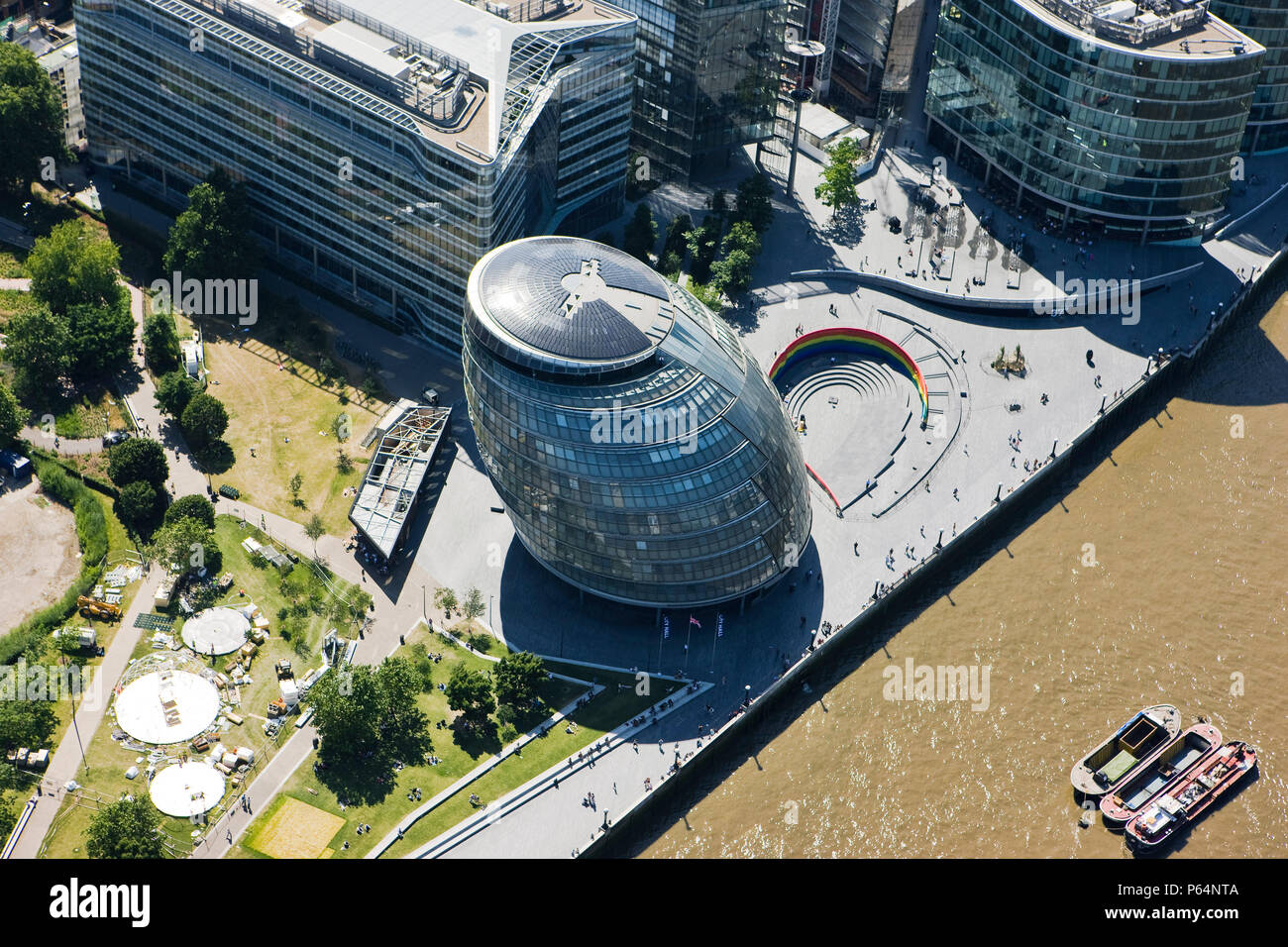 Luftbild vom Rathaus, das Amt des Bürgermeisters von London, London, Großbritannien Stockfoto